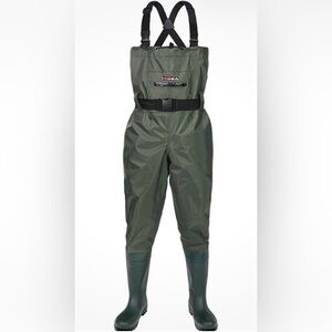 Hisea Hunting and Fishing Chest Waders w/ Boot Green Men’s  7 Women’s Size 9